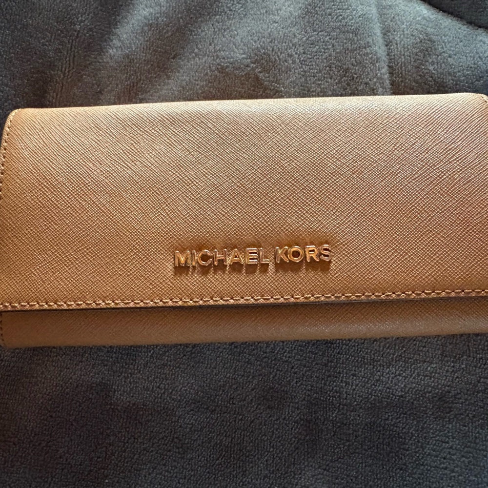 Michael Kors Tan Wallet